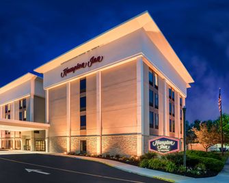 Hampton Inn Dover - Dover - Budova