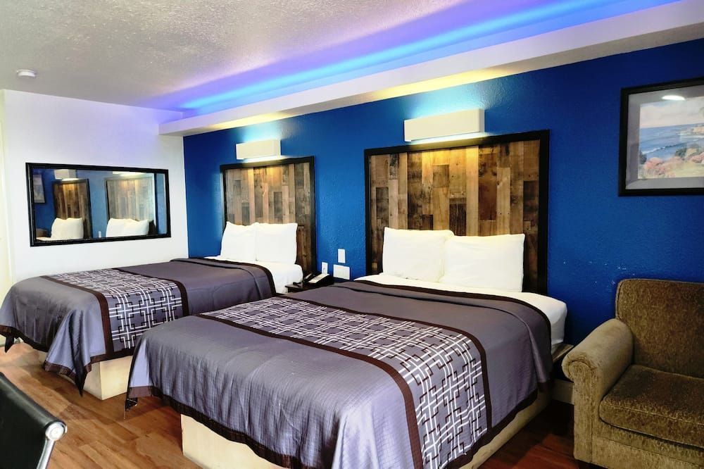 Express Inn Tomball - Tomball - Habitación