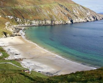 Teach Cruachan Bed and Breakfast - Keel