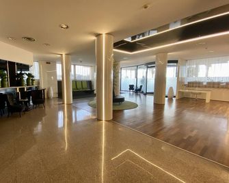 Barion Hotel & Congressi - Bari - Lobby