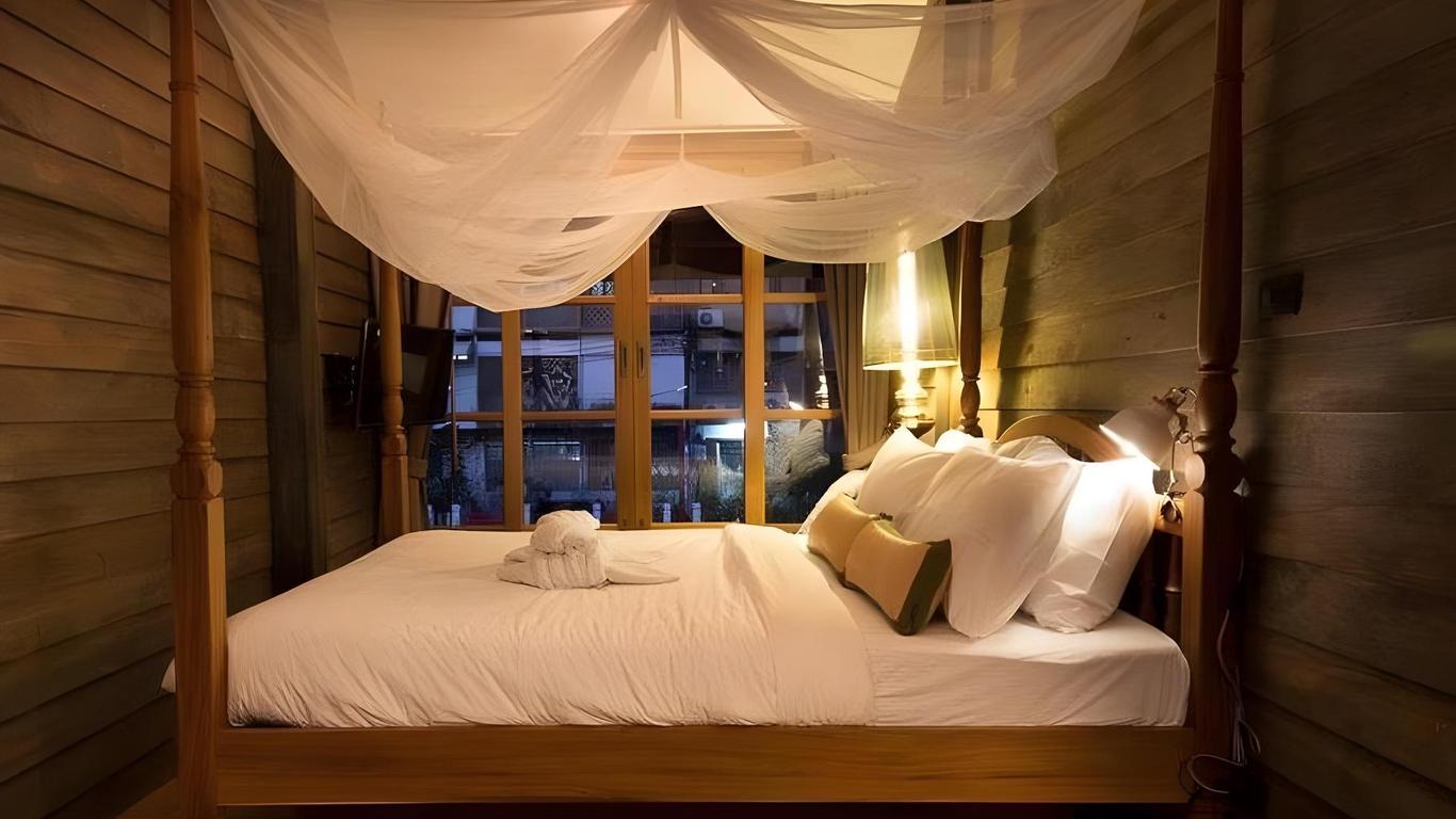 Canale Hostel