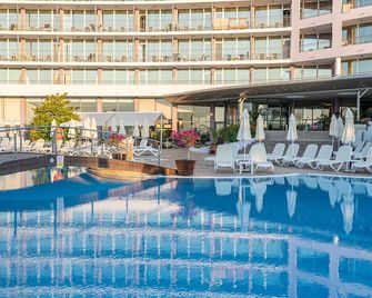 Hotel Neptun Beach - Sunny Beach - Pool
