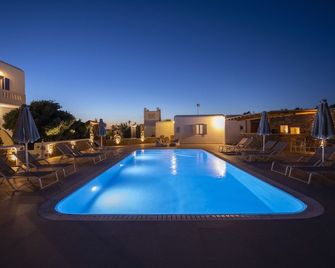 Stavroula Studios - Platis Gialos - Zwembad