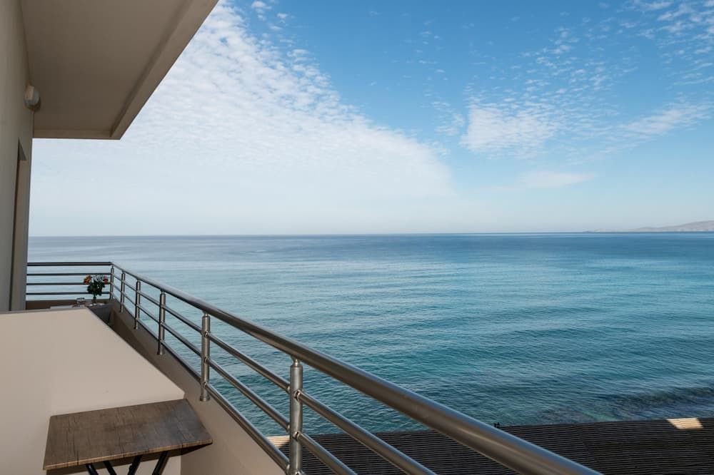 Kronos Hotel - הרקליון - מרפסת