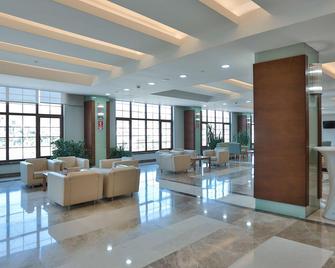 Eliz Hotel Convention Center Thermal Spa & Wellnes - Kızılcahamam - Lobby