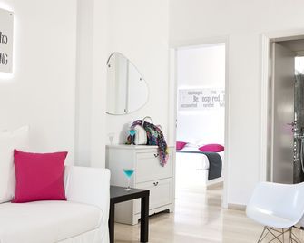 Acqua Vatos Santorini Hotel - Kamari