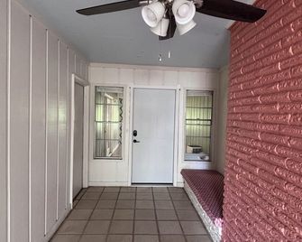 Relaxing Coastal Guesthouse - Portland - Chodba