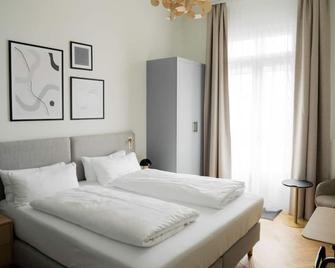 Bob W Lübeck Old Town - ליבק - חדר שינה