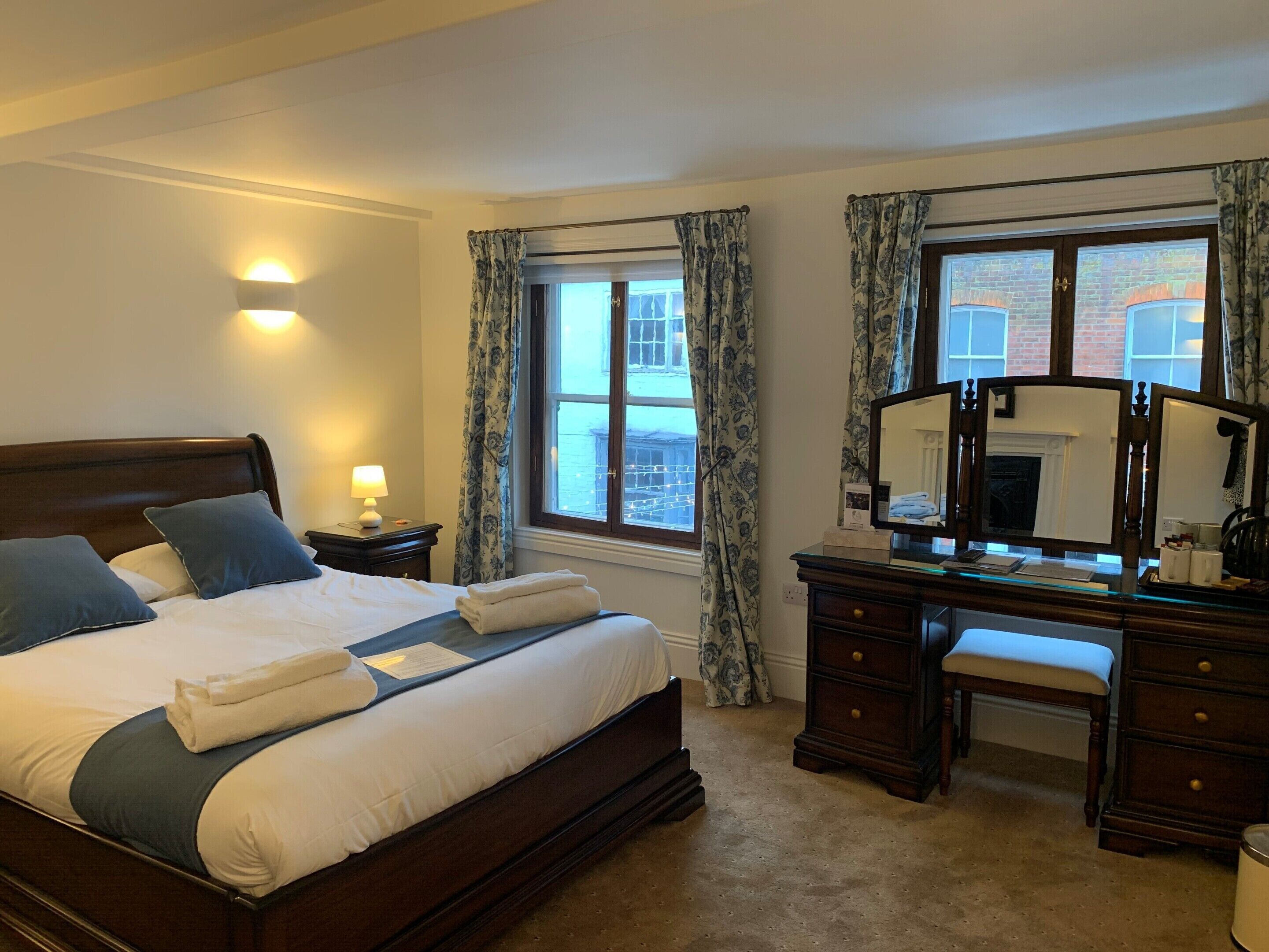 Pilgrims Hotel - Canterbury