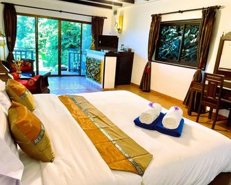Boomerang Village Resort Kata - Karon - Camera da letto