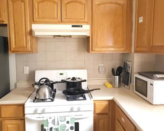 Daphy Emerald Stay - Newark - Cocina