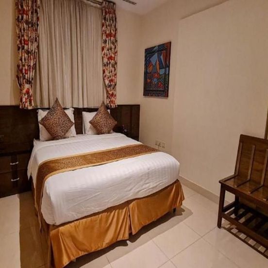 Golden New Hira Hotel image 1