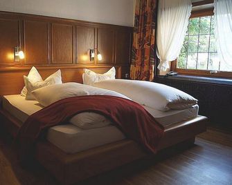 Elektro-Hotel Rosenhaus Gmbh - Velbert - Slaapkamer