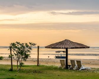 Palm Beach Resort & Spa - Labuan - Plage