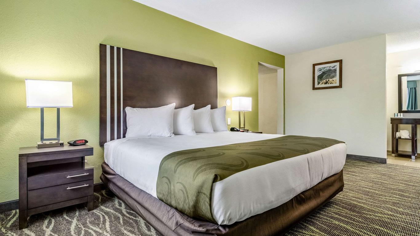 Quality Inn and Suites Creedmor - Butner