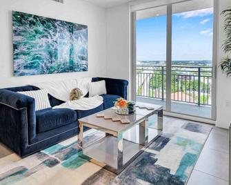 Amazing 3 Bed Unit In Dwntwn Miami With Free Parking - Miami - Sala de estar