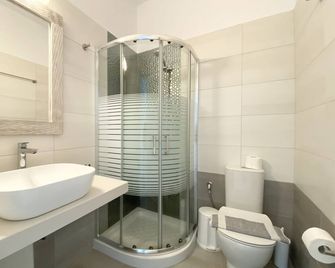 Eleftheria Hotel & Apartments - Ornos