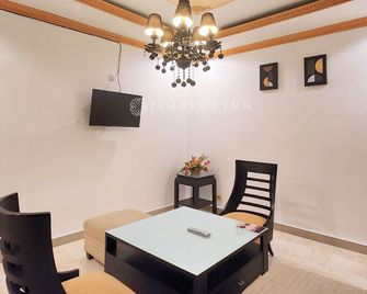 Jambrut Inn - Yakarta - Comedor