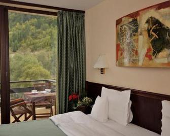 Zan Hotel - Voineasa - Habitación