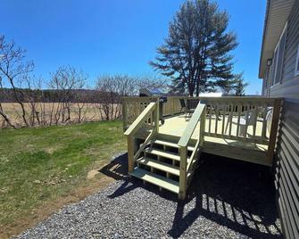 Modern Cornville Ranch - Skowhegan - Balcón