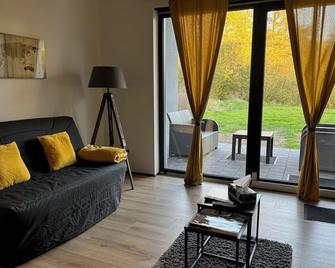 Les Vergers I, 15c Rue De L'abbé Ernest Krebs 57200 Sarreguemines - Sarreguemines - Living room