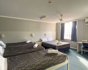 Flinders Motel - Wollongong - Bedroom