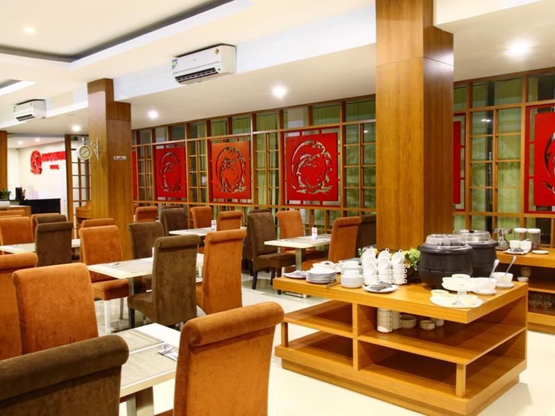 Dragon Inn Kendari - Kendari - Restaurant