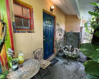 Miami Bungalow Oasis near Everglades & The Keys - Cutler Bay - Patio
