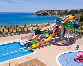 Irene Palace Beach Resort - Kolympia - Pool