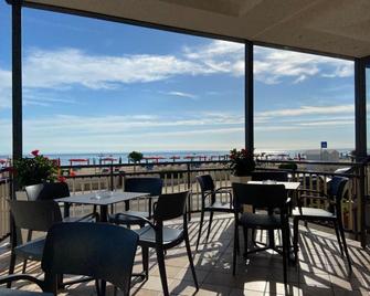 Hotel Spiaggia D'oro - Marotta - Balcony