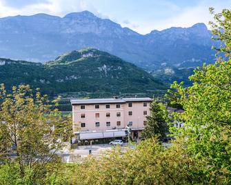 Hotel san Leonardo - Trento - Edificio