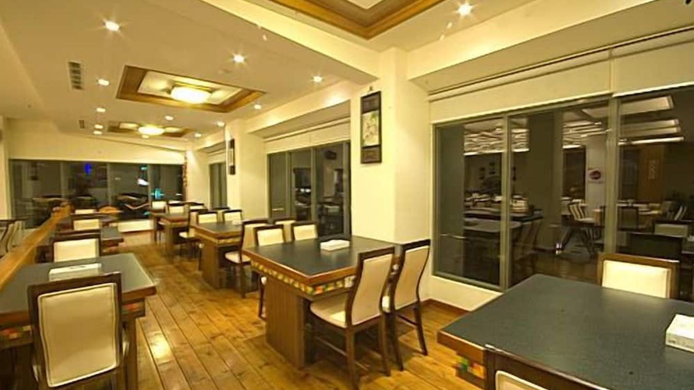 Chunjing Hill View Villa