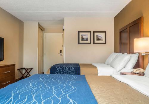 Comfort Inn The Pointe 66 1 8 2 Niagara Falls Hotel Deals