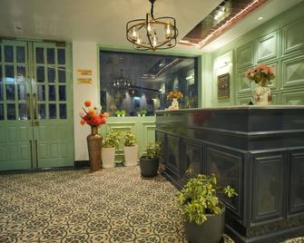 Oakhill Resort - Kasauli - Recepción