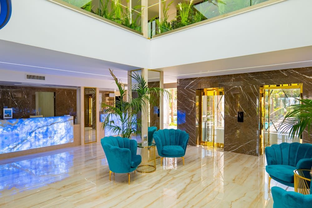 Harmony Suites Grand Resort - סאני ביץ' - לובי