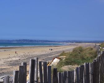 Seaside guest room 1 - Portbail - Plage
