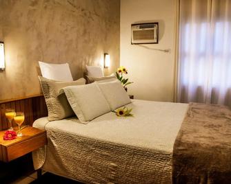Strand Hotel Guaruja Frente Mar - Guarujá - Bedroom