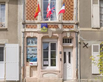 Dday Aviators - Arromanches-les-bains - Edificio