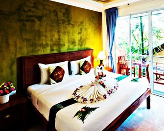 Baan Vanida Garden Resort - Karon - Makuuhuone