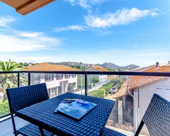 Sure Hotel by Best Western Saint-Raphael Le Dramont - Saint-Raphaël - Balkon