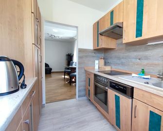 Modern apartment 'Elbdamm' for 2 (max 4) persons in Barby on the Elbe - Barby - Cocina