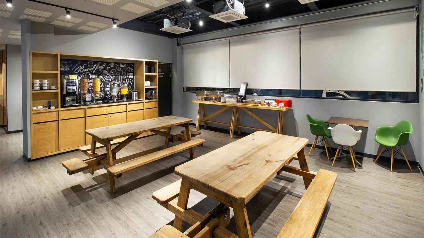 Hotel MX Aeropuerto Cdmx, Trademark Collection By Wyndham