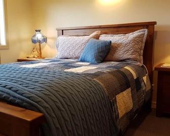 Quiet hill grove casual luxe - Alexandra - Bedroom