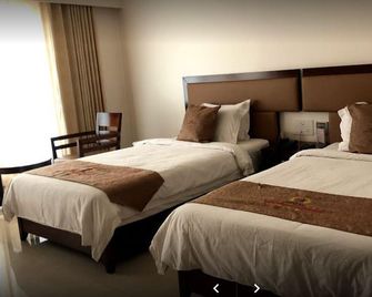 Hotel Masineni Grand - Anantapur - Habitación
