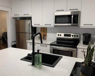 Six Two Nine - Brandon - Kitchen