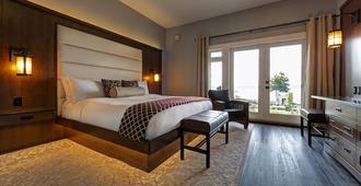 Kingfisher Oceanside Resort & Spa - Courtenay - Schlafzimmer