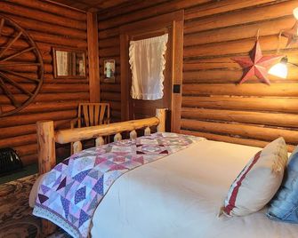 Bear Creek Guest Ranch - East Glacier Park