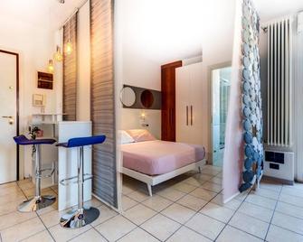 Massarenti 14 a Porta San Vitale by Wonderful Italy - Bologna - Bedroom