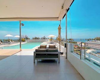 Grand Sunset Hotel Phuket - Karon - Balcony