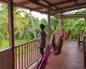 Valerie Emanuel Apartments - Bocas del Toro - Balcony